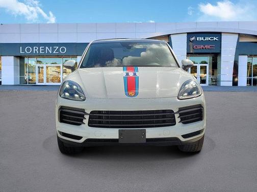 White 2023 Porsche Cayenne Platinum Edition