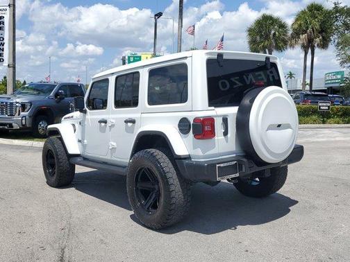 2021 Jeep Wrangler Unlimited Sahara Altitude