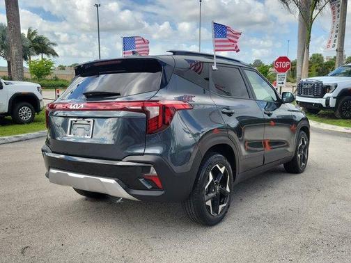 Gravity Gray 2025 Kia Seltos S