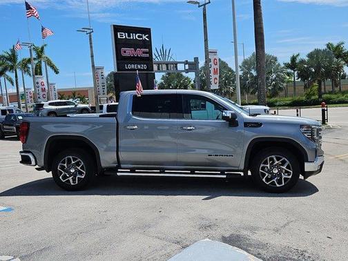 2023 GMC Sierra 1500 SLT
