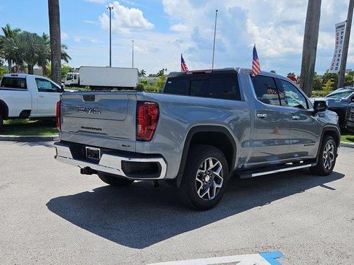 2023 GMC Sierra 1500 SLT