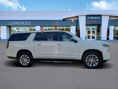 2023 Chevrolet Suburban Premier