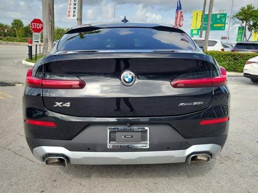 2024 BMW X4 xDrive30i