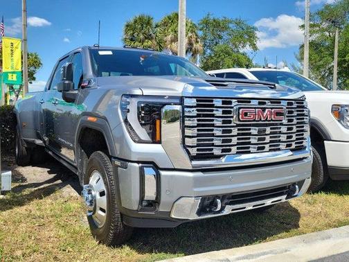 2025 GMC Sierra 3500 Denali