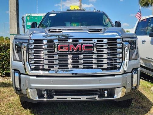 2025 GMC Sierra 3500 Denali