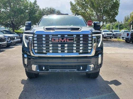 2025 GMC Sierra 2500 Denali