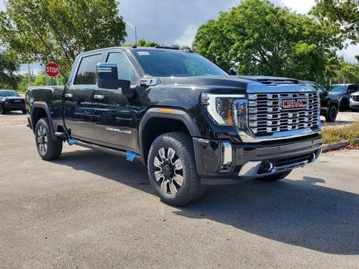 2025 GMC Sierra 2500 Denali