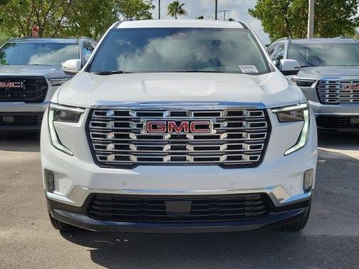2025 GMC Acadia Denali
