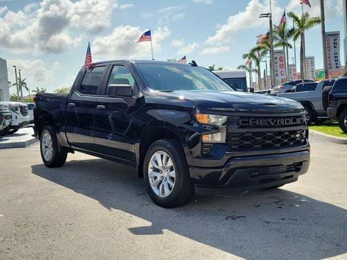 2022 Chevrolet Silverado 1500 Custom