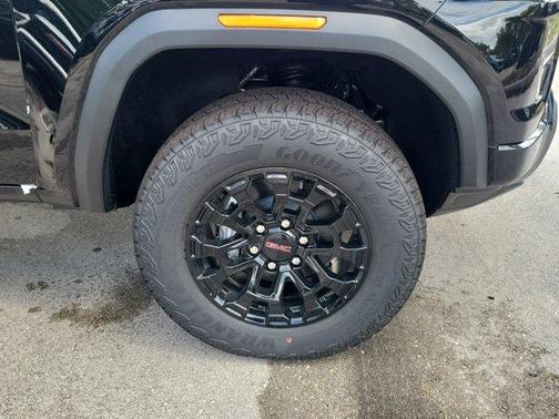 Onyx Black 2026 GMC Canyon Elevation