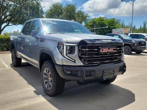 2025 GMC Sierra 1500 AT4X