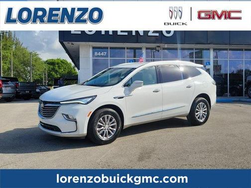 2022 Buick Enclave Essence