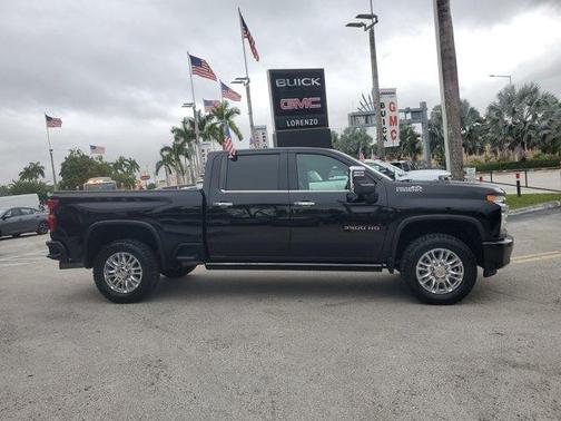 2022 Chevrolet Silverado 3500 High Country
