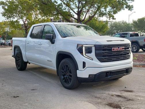 2025 GMC Sierra 1500 Elevation
