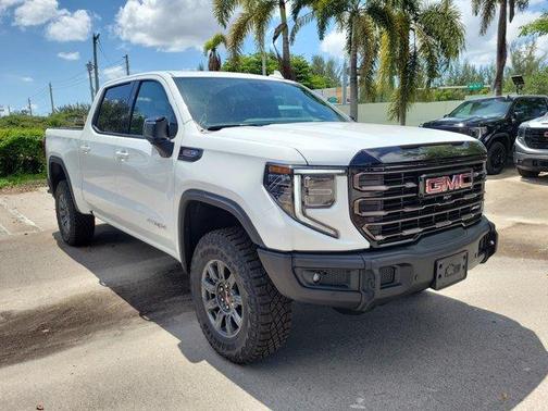 2025 GMC Sierra 1500 AT4X