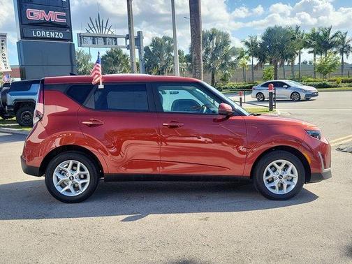 2024 Kia Soul LX
