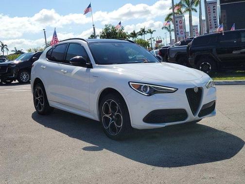2022 Alfa Romeo Stelvio Ti
