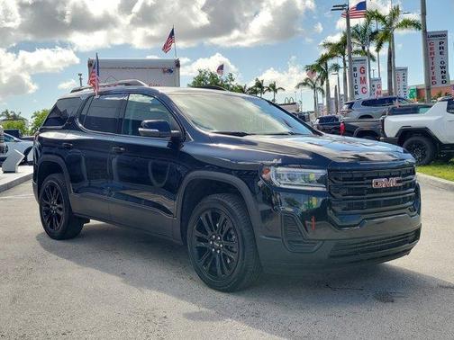 2023 GMC Acadia SLE
