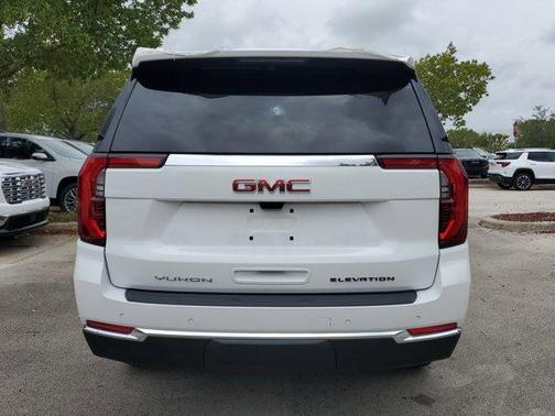 2025 GMC Yukon Elevation