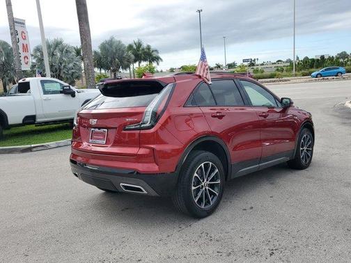 2024 Cadillac XT4 Sport