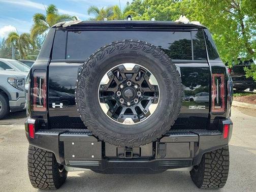2025 GMC HUMMER EV SUV 2X