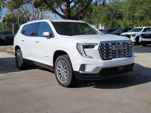 2025 GMC Acadia Denali