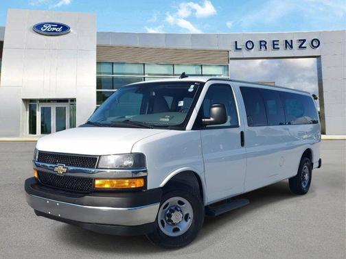 2020 Chevrolet Express 3500 LT