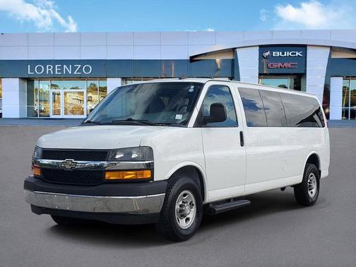2020 Chevrolet Express 3500 LT