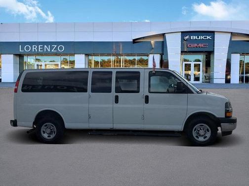 2020 Chevrolet Express 3500 LT