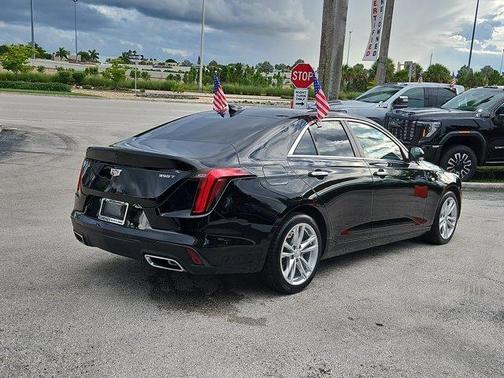 2025 Cadillac CT4 Luxury