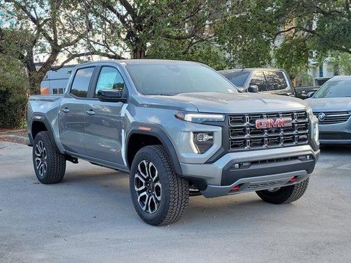 2025 GMC Canyon AT4