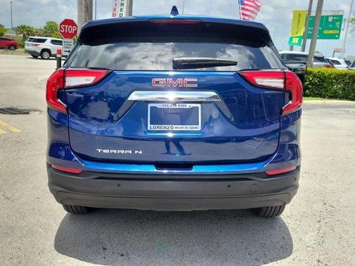 2022 GMC Terrain SLE