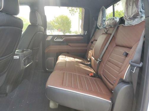 2025 GMC Sierra 3500 Denali Ultimate