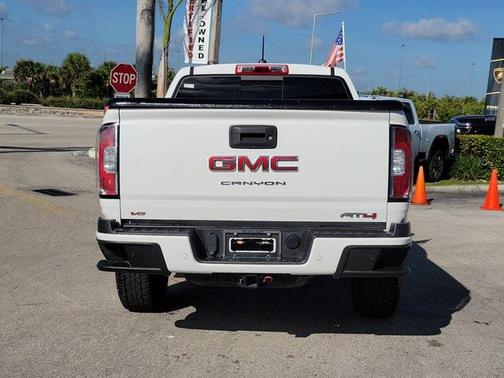 Summit White 2021 GMC Canyon AT4