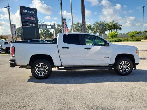 Summit White 2021 GMC Canyon AT4