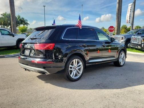 2017 Audi Q7 3.0T Prestige