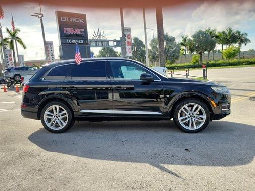 2017 Audi Q7 3.0T Prestige