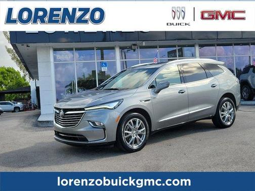2024 Buick Enclave Essence