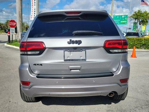 2017 Jeep Grand Cherokee Altitude