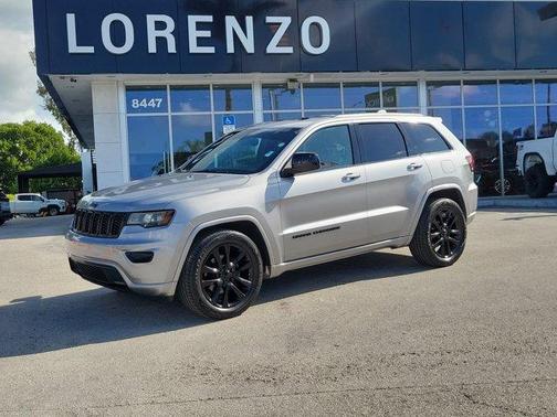 2017 Jeep Grand Cherokee Altitude
