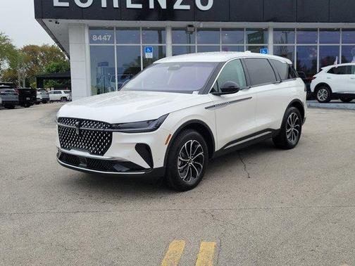 White Platinum Tri-Coat Metallic 2024 Lincoln Nautilus Premiere