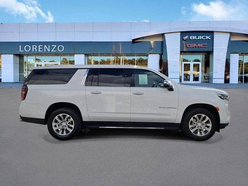 2023 Chevrolet Suburban Premier