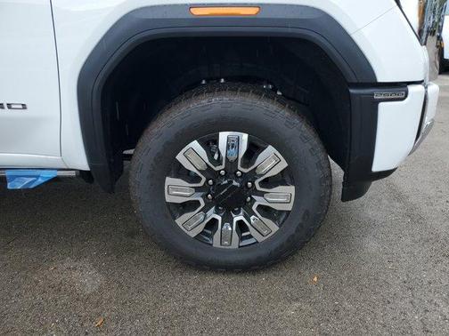 2025 GMC Sierra 2500 Denali