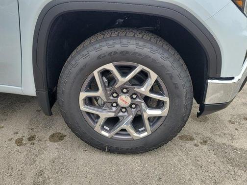 Summit White 2026 GMC Sierra 1500 SLT