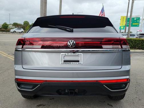 2024 Volkswagen Atlas Cross Sport 2.0T SE w/Technology