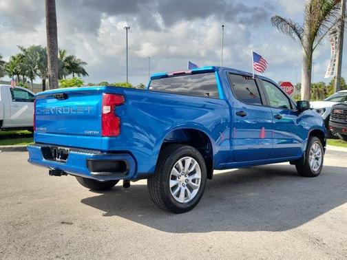 Glacier Blue Metallic 2022 Chevrolet Silverado 1500 Custom
