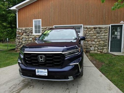 2025 Honda Pilot Touring 8-Passenger