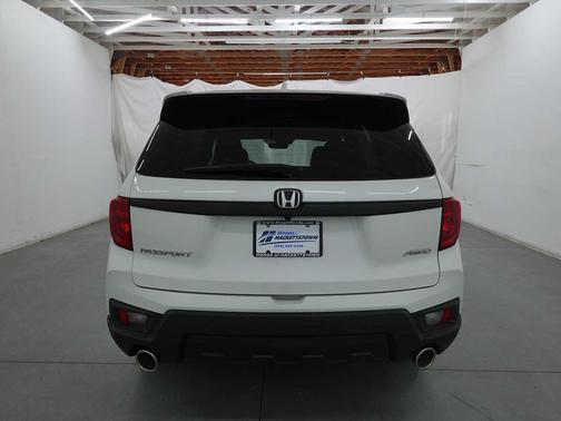 Platinum White Pearl 2023 Honda Passport AWD EX-L