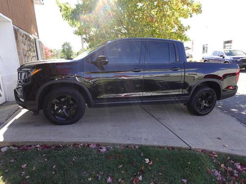 2023 Honda Ridgeline Black
