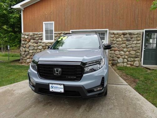 2024 Honda Passport AWD Black